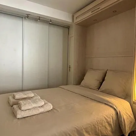 Comfortable Parisian Retreat - Champs-elysees Appartement *