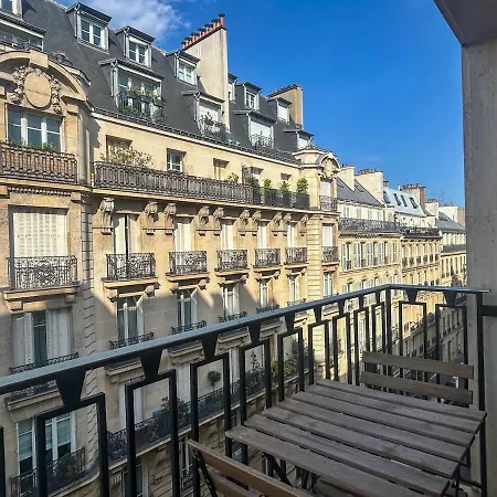Appartement Comfortable Parisian Retreat - Champs-elysées Paris